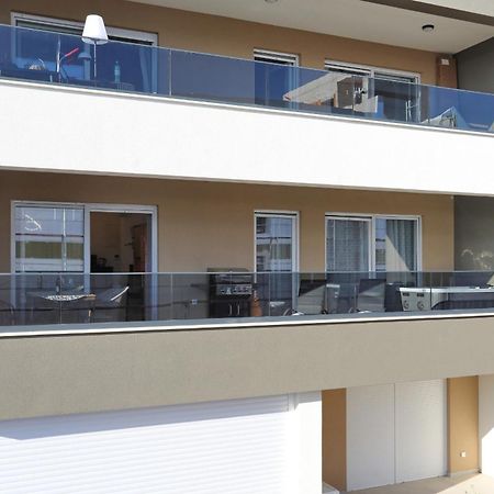 Apartment Relex With Pool & Jacuzzi 普利拉卡 外观 照片