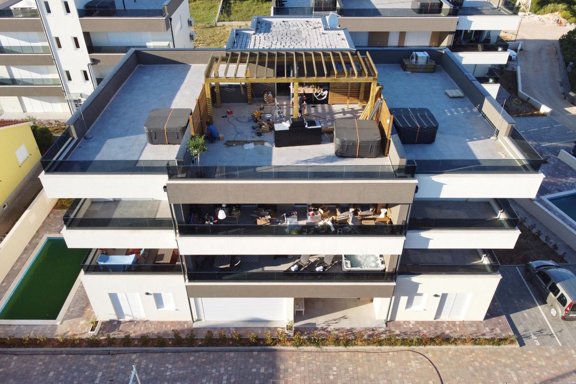 Apartment Relex With Pool & Jacuzzi 普利拉卡 外观 照片